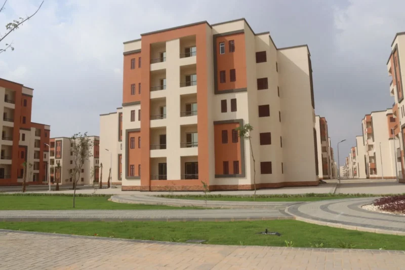 انخفاض إيجار الوحدات السكنية، أسعار الإيجارات في مصر 2025، إيجارات فيصل، إيجارات مدينة نصر، سوق العقارات في مصر، سماسرة عقارات، تراجع الإيجارات، الإسكان الاجتماعي، التمويل العقاري، سعر الصرف، معروض الوحدات السكنية.